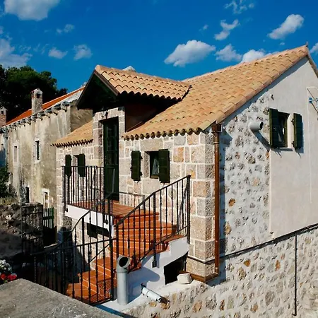 度假居 Stein House Marasovic *