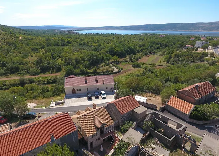 Stein House Marasovic * Starigrad Paklenica