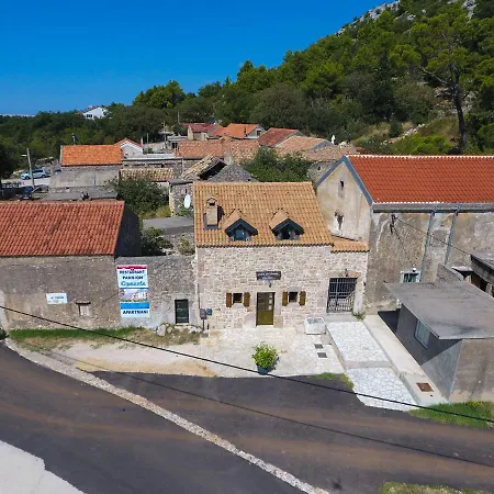 Holiday home Stein House Marasovic